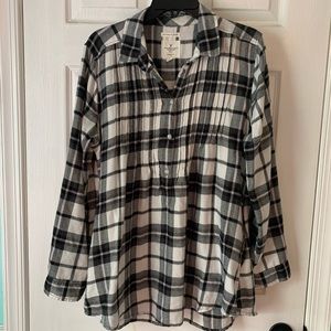 American Eagle Amazingly Soft Flannel Top